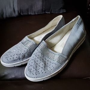 Slip on shoes